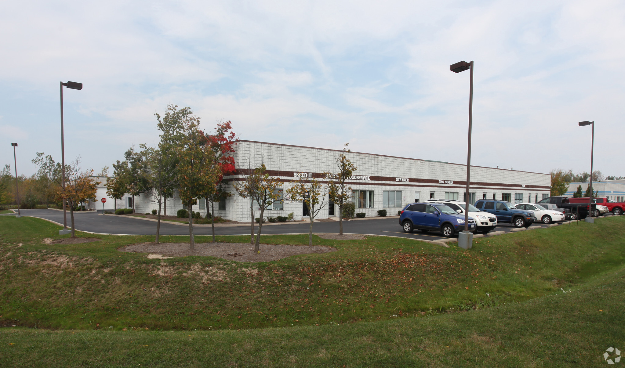 440 Lawrence Bell Dr, Amherst, NY for lease Primary Photo- Image 1 of 5