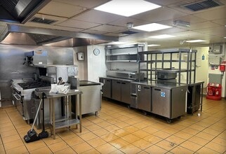 2 Highgate High St, Londres à louer Photo intérieure- Image 1 de 4