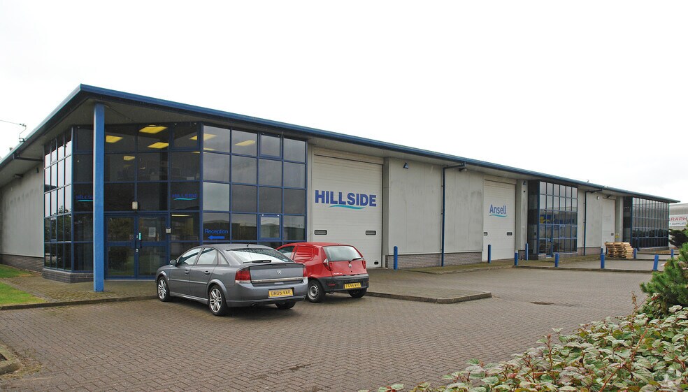 Brunel Dr, Newark à louer - Photo du bâtiment - Image 2 de 5