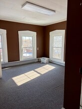 10 Storer St, Kennebunk, ME for lease Interior Photo- Image 2 of 9