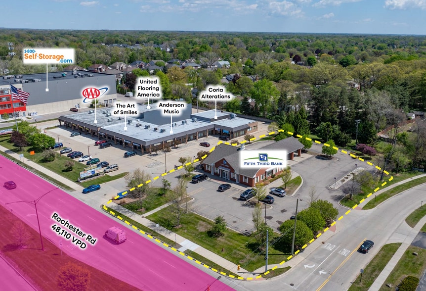 3754 Rochester Rd, Troy, MI for sale - Building Photo - Image 3 of 5