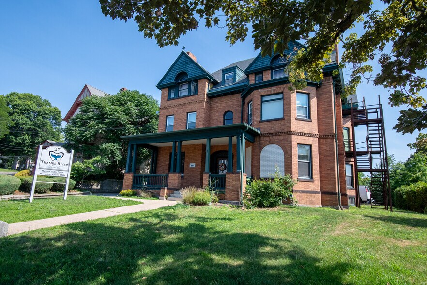 27 Broad St, New London, CT for sale - Building Photo - Image 2 of 8