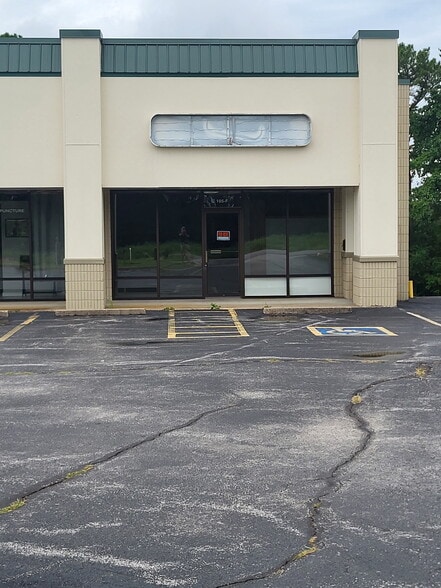 105 Passion Play Rd, Eureka Springs, AR for lease - Building Photo - Image 3 of 12