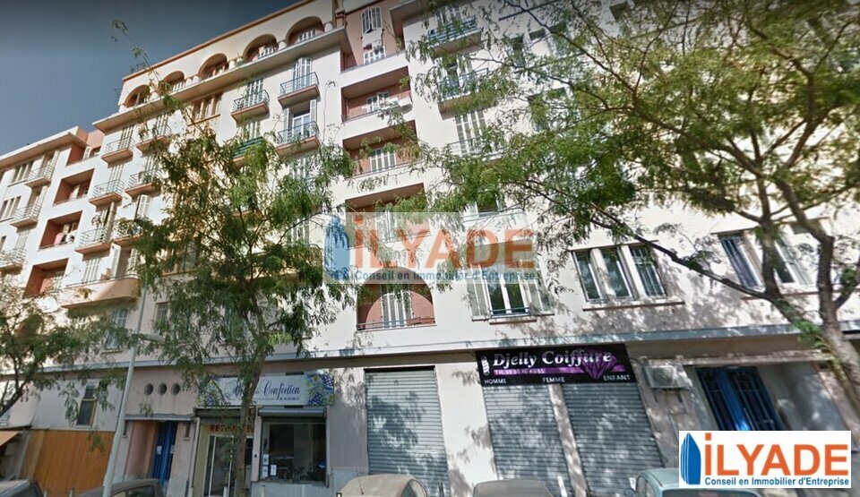Bureau/Commerce de détail dans Marseille à louer - Photo du bâtiment - Image 2 de 10