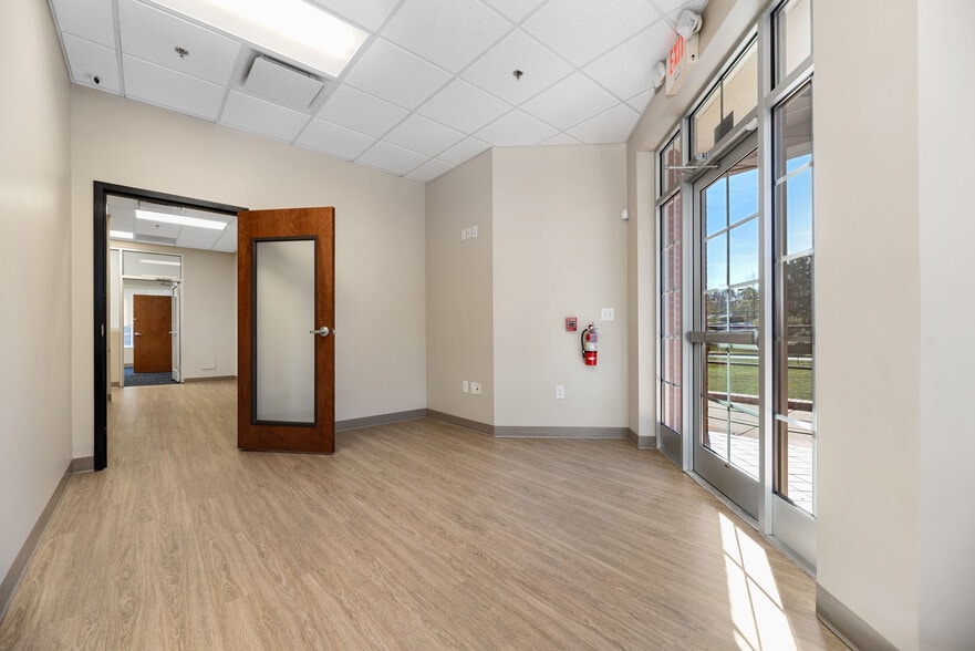 19720 Jetton Rd, Cornelius, NC à louer - Photo intérieure - Image 3 de 25