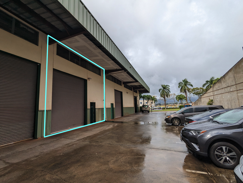 94-1175 Ka Uka Blvd, Waipahu, HI à vendre - Photo du bâtiment - Image 1 de 1