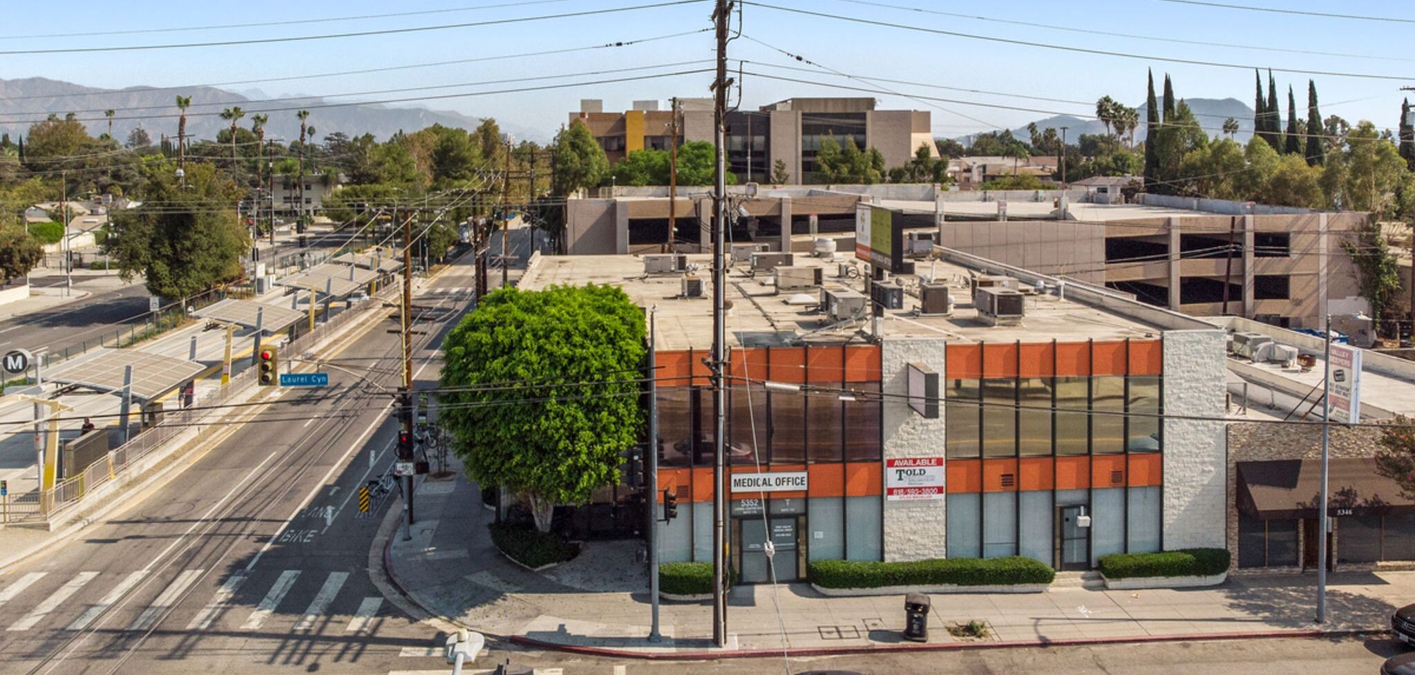 5352 Laurel Canyon Blvd, North Hollywood, CA à vendre Photo du bâtiment- Image 1 de 1