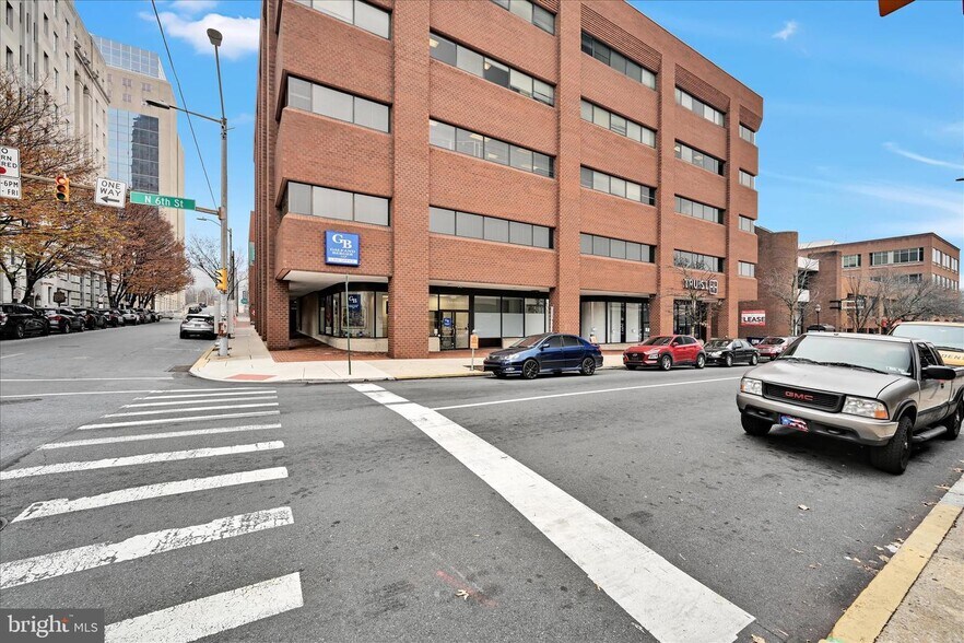 19 N 6th St, Reading, PA à vendre - Photo du bâtiment - Image 2 de 62