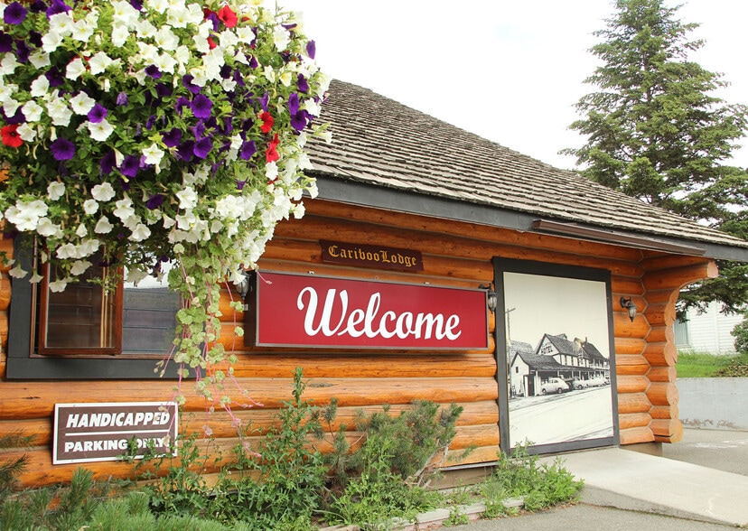 1414 Cariboo Hwy, Clinton, BC for sale - Building Photo - Image 2 of 21