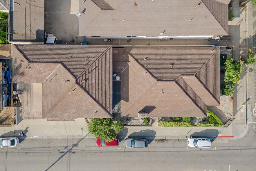 11537 Birch Ave, Hawthorne, CA à vendre - Photo du bâtiment - Image 2 de 27