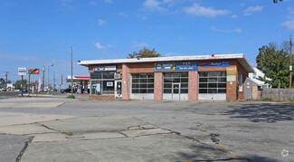 Plus de détails pour 589 S Broadway, Hicksville, NY - Vente au détail à vendre