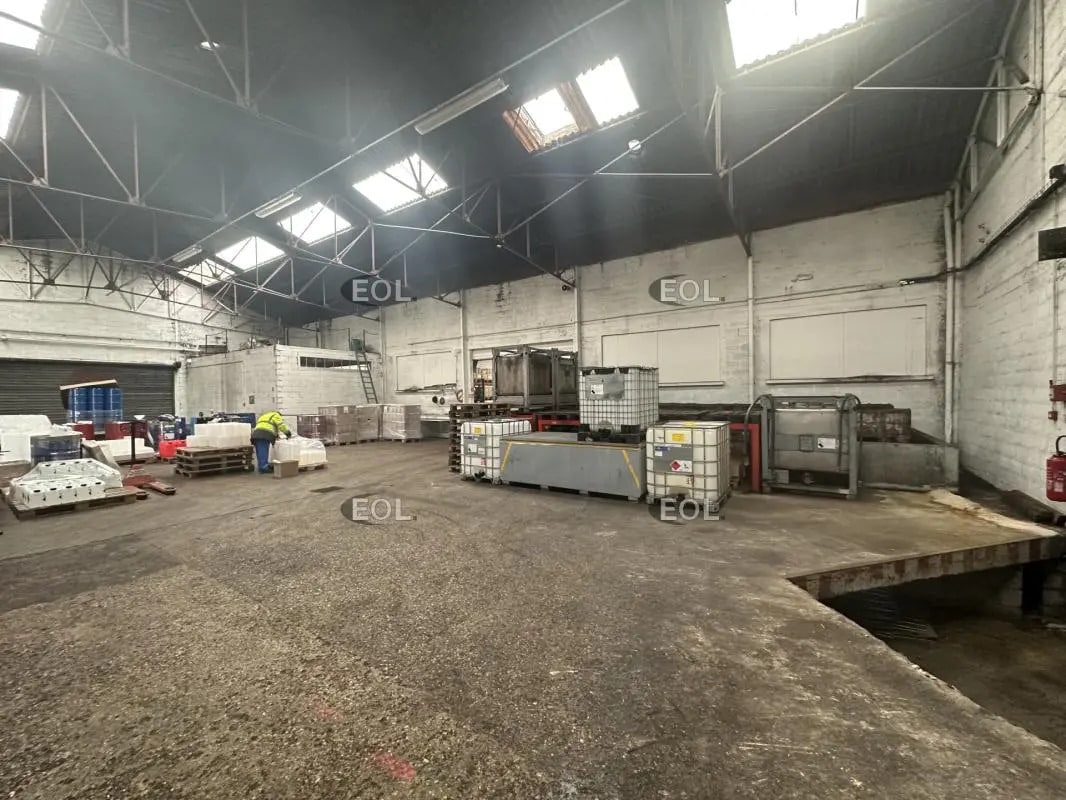 Flex in Brie-Comte-Robert for sale Building Photo- Image 1 of 14