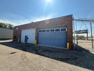 More details for 600 Waukegan Rd, Northbrook, IL - Industrial for Lease