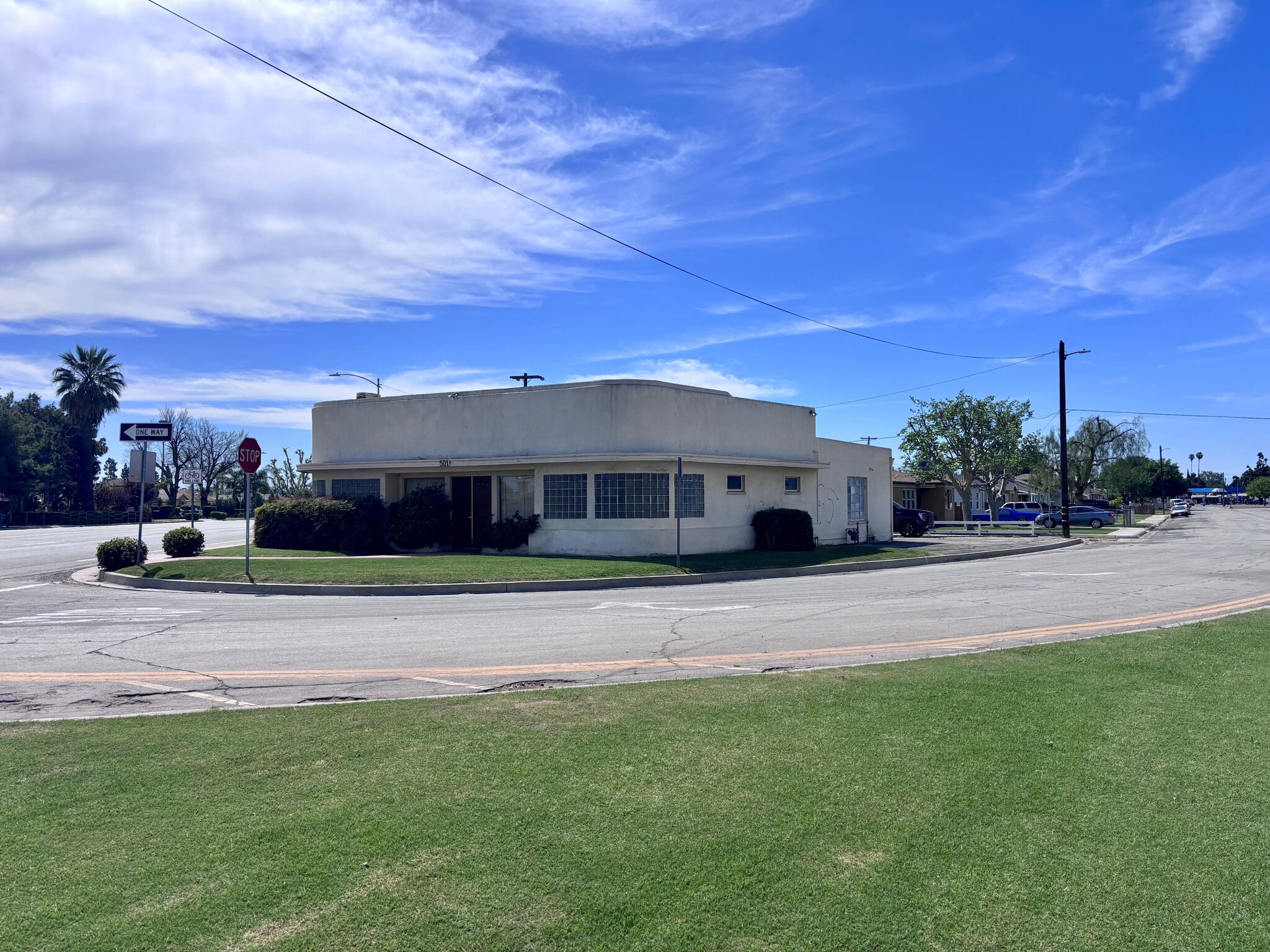501 S Chester Ave, Bakersfield, CA for sale Primary Photo- Image 1 of 2