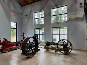 221 Georgia Belle Ave, Belmont, NC for lease Interior Photo- Image 2 of 6