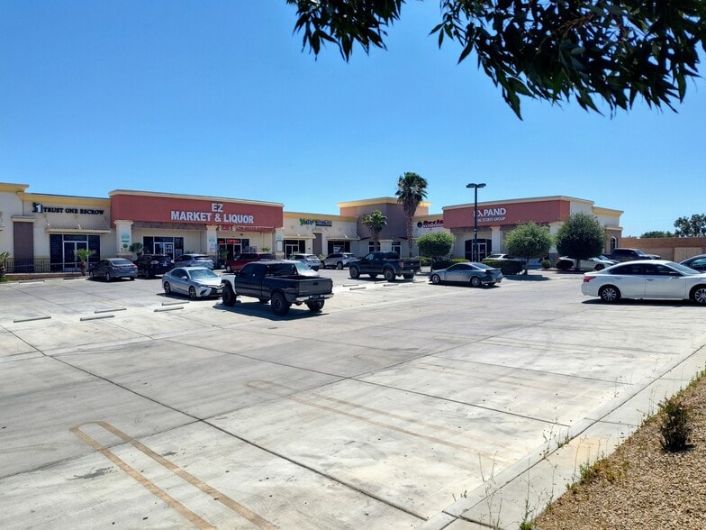 11850 Hesperia Rd, Hesperia, CA for lease - Building Photo - Image 3 of 3