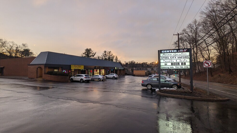 4136 Library Rd, Pittsburgh, PA à louer - Photo du bâtiment - Image 2 de 13
