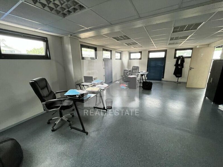 444 Rue Des Jonchères, Genay à louer - Photo intérieure - Image 3 de 8
