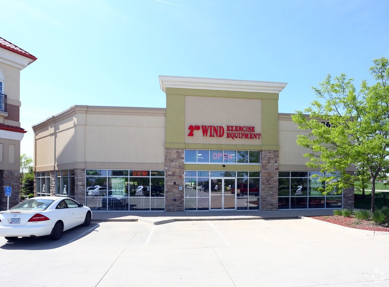 6630 Mills Civic Pky, West Des Moines, IA for lease - Building Photo - Image 2 of 7