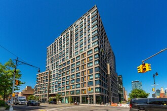 550 Vanderbilt Ave, Brooklyn, NY for lease Building Photo- Image 1 of 5