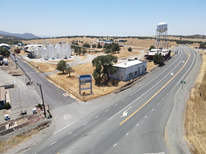 3466 Toyon Cir, Valley Springs, CA à vendre - Photo du bâtiment - Image 3 de 8