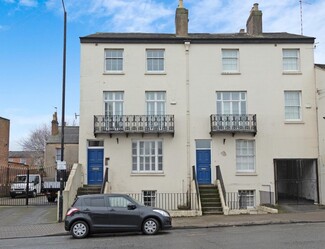 Plus de détails pour 70-72 Clarendon St, Leamington Spa - Bureau à louer