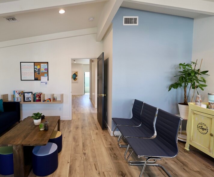 214 E Monterey Way, Phoenix, AZ à vendre - Photo intérieure - Image 2 de 11