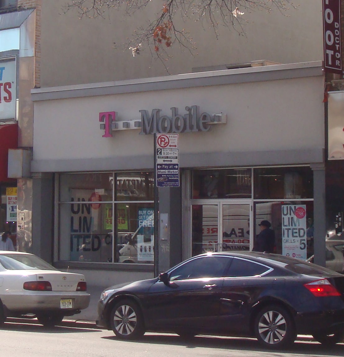 30-46 Steinway St, Astoria, NY for sale Primary Photo- Image 1 of 1