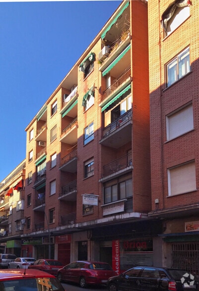 Calle Angel Alcázar, 7, Talavera de la Reina, Toledo for lease - Primary Photo - Image 1 of 2