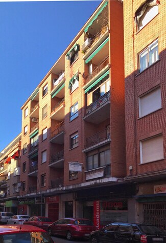 Plus de détails pour Calle Angel Alcázar, 7, Talavera de la Reina - Multi-résidentiel à vendre