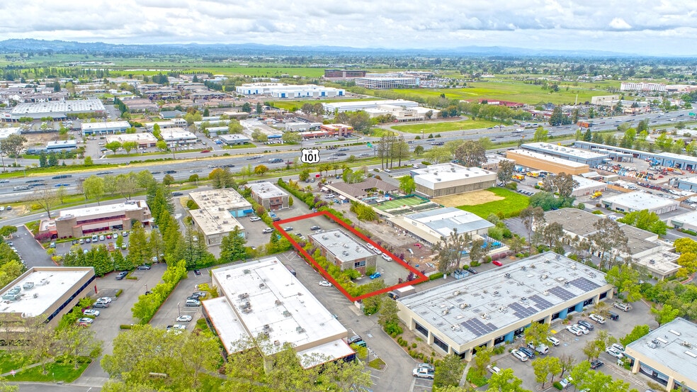5830 Commerce Blvd, Rohnert Park, CA for lease - Aerial - Image 2 of 9