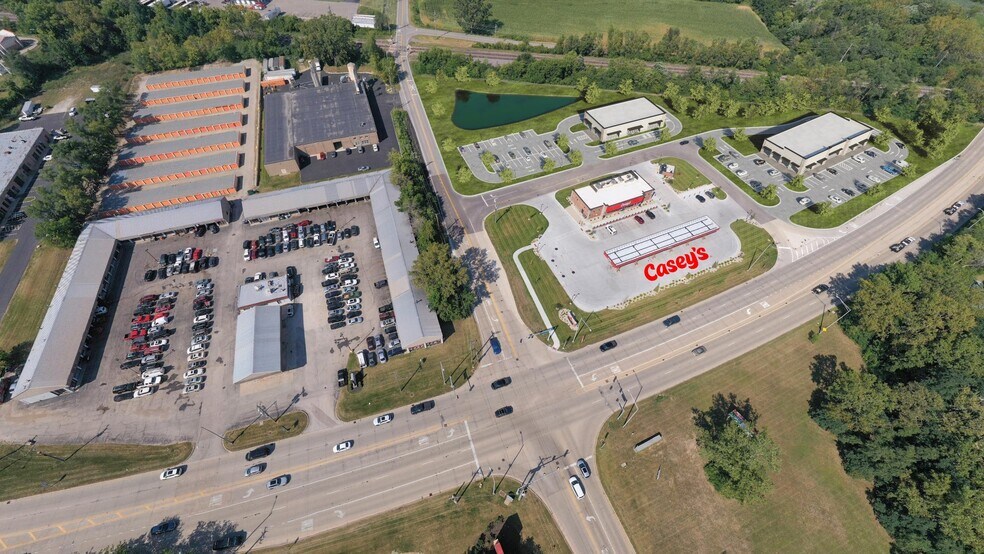 Route 14 Hwy, Crystal Lake, IL à vendre - Photo du bâtiment - Image 2 de 6