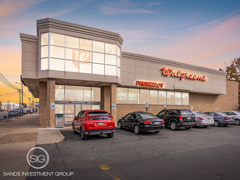 7025 Frankford ave, Philadelphia, PA for sale - Primary Photo - Image 1 of 6