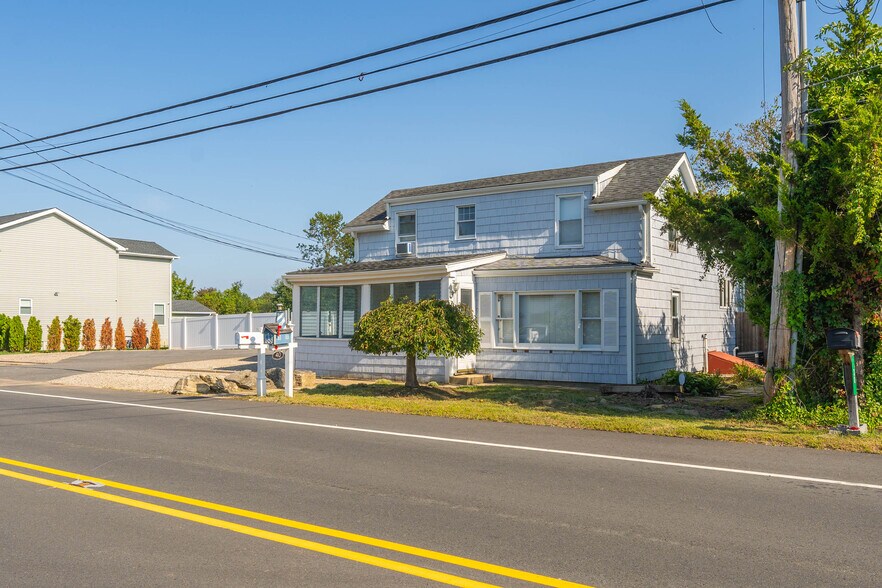 40 Amboy Rd, Old Bridge, NJ à vendre - Photo du bâtiment - Image 3 de 68
