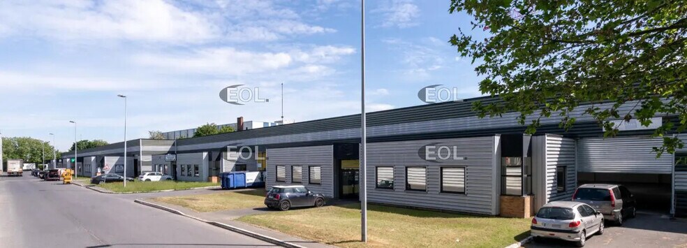 Flex dans Le Bourget à louer - Photo du bâtiment - Image 2 de 3