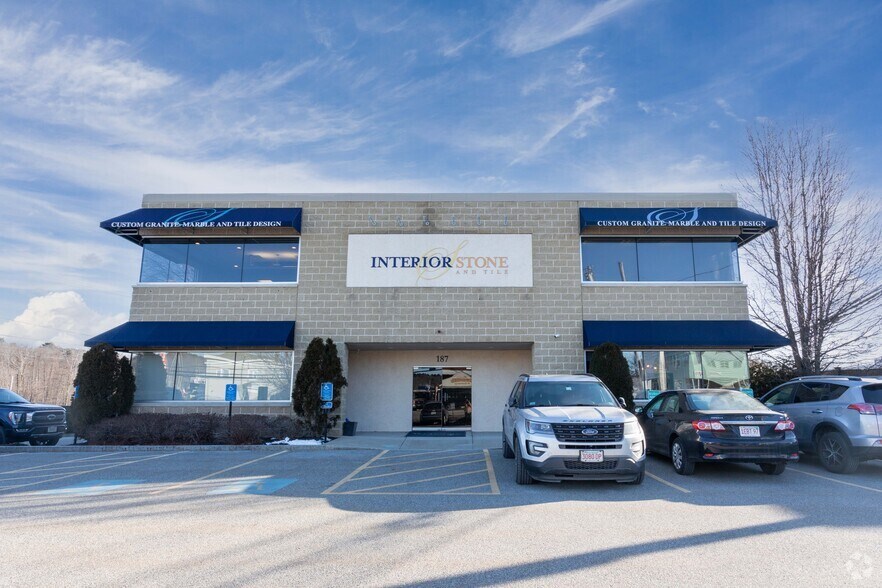 187 Lexington St, Waltham, MA à vendre - Photo du bâtiment - Image 2 de 3