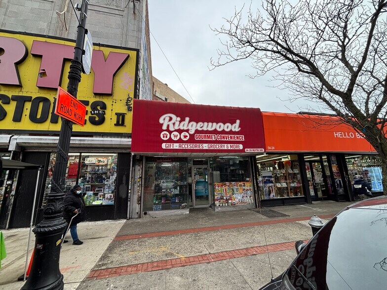 5420-5428 Myrtle Ave, Ridgewood, NY à louer - Photo du bâtiment - Image 2 de 7