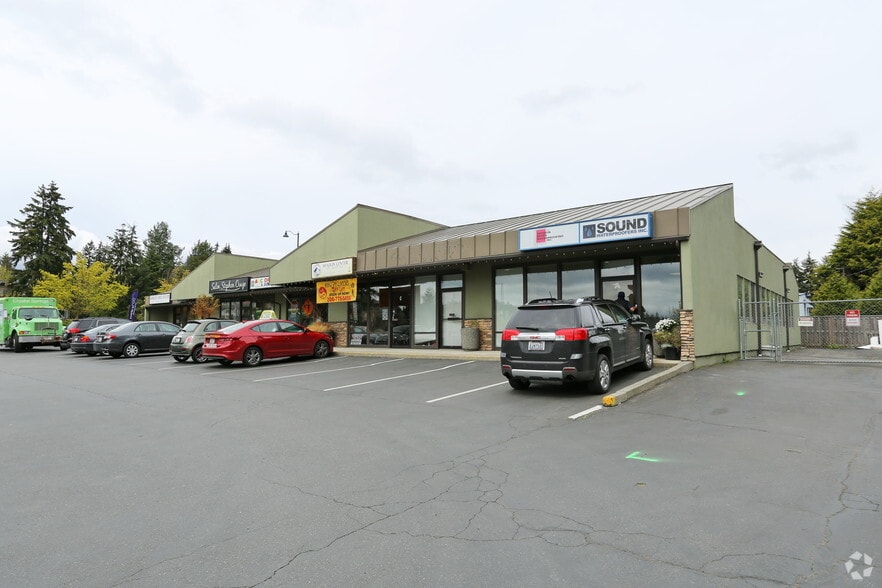 16300 Aurora Ave N, Shoreline, WA à louer - Photo du bâtiment - Image 2 de 2