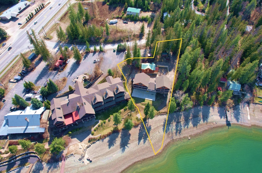 45 Waterside ln, Sagle, ID à vendre - Photo du bâtiment - Image 2 de 21