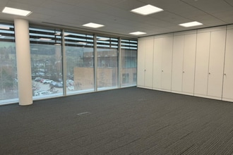 Watery Ln, Wooburn Green for lease Interior Photo- Image 2 of 7