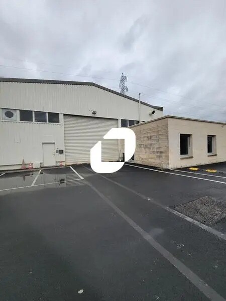 58 Quai De La Marine, L'ILE-SAINT-DENIS for lease Building Photo- Image 1 of 15