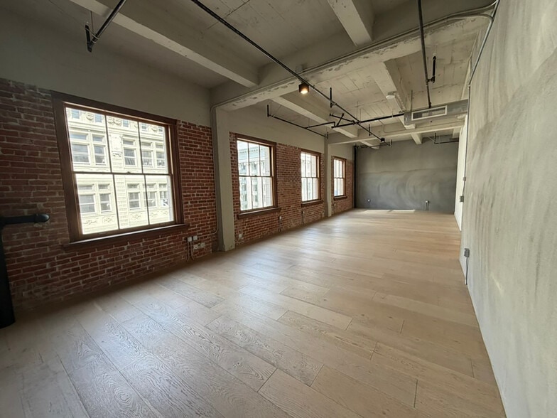 808 S Broadway, Los Angeles, CA for lease - Interior Photo - Image 3 of 15
