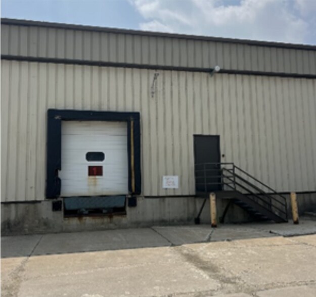 2610 YH Hanson Ave, Albert Lea, MN à louer - Photo du bâtiment - Image 3 de 7