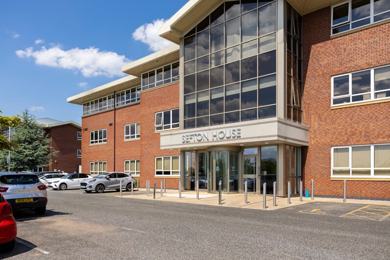 Northgate Clos, Bolton for lease - Building Photo - Image 1 of 4