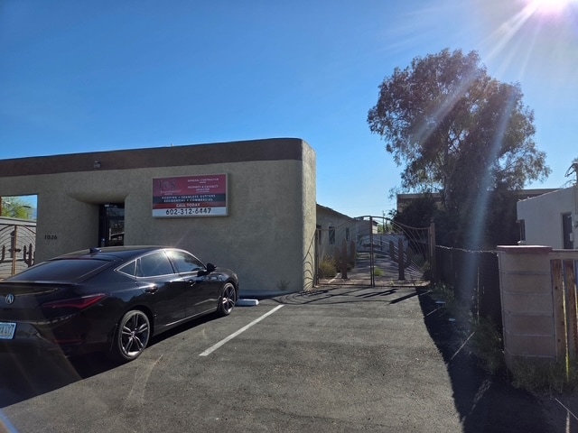 1026 N Columbus Blvd, Tucson, AZ for sale - Building Photo - Image 3 of 15