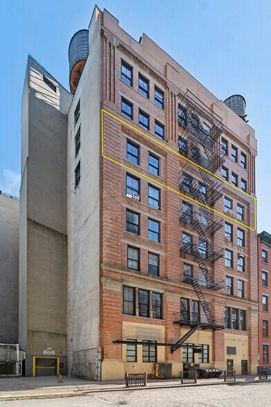 324 Lafayette St, New York, NY à louer - Photo du bâtiment - Image 2 de 7