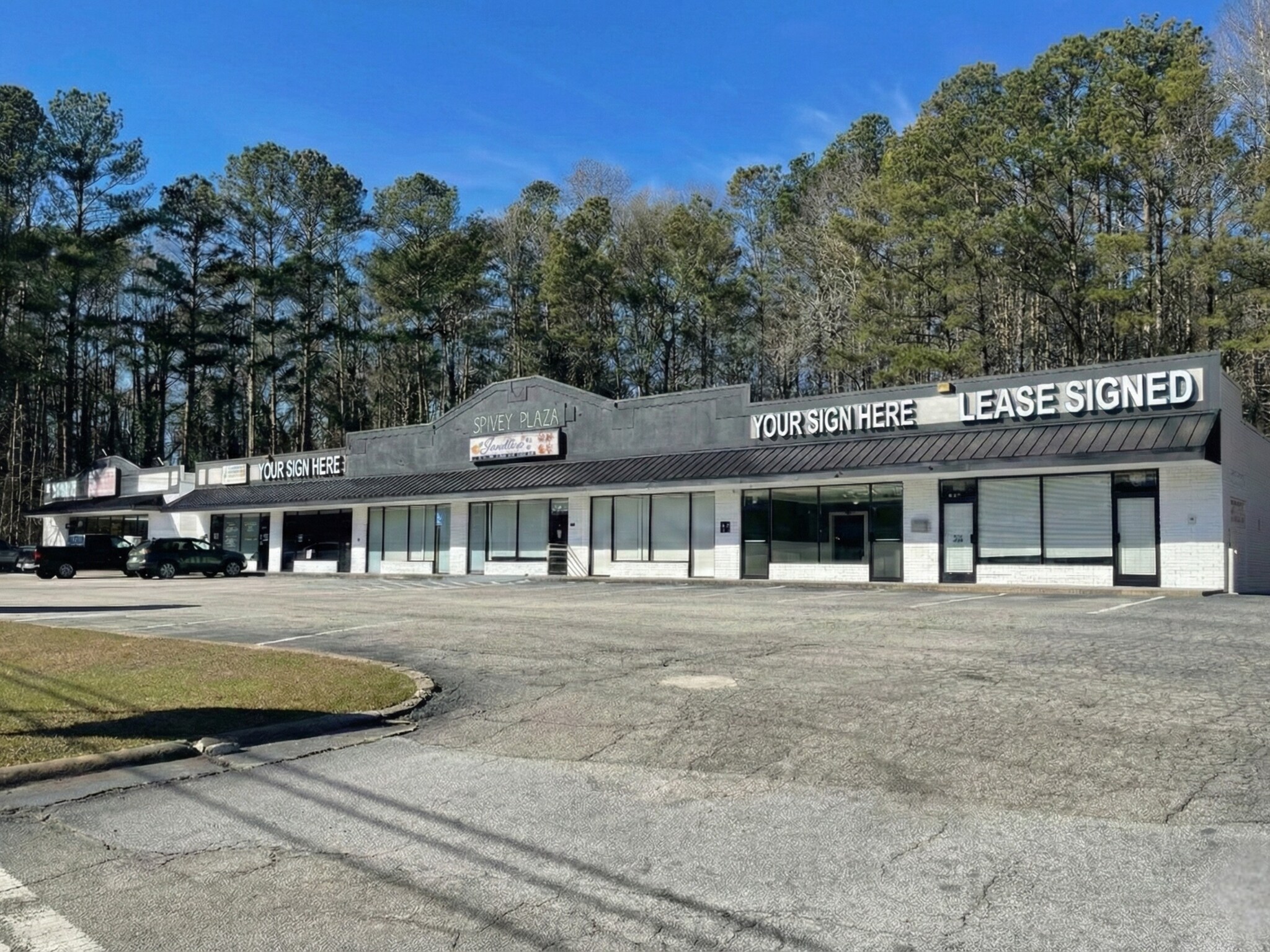 1423 Stockbridge Rd, Jonesboro, GA for lease Primary Photo- Image 1 of 7