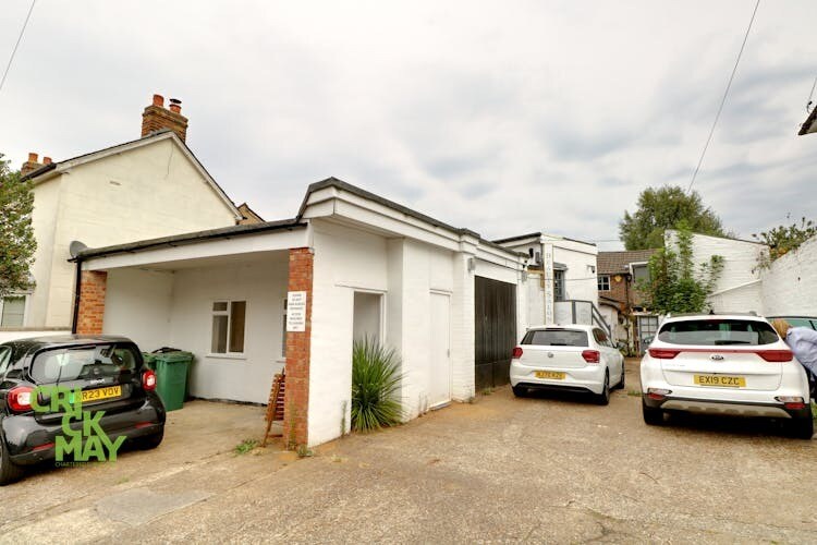 South Rd, Reigate à louer Photo du bâtiment- Image 1 de 2