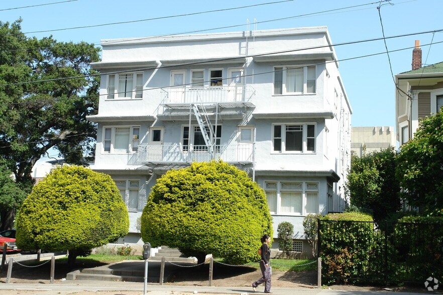 2411 Durant Ave, Berkeley, CA à vendre - Photo du bâtiment - Image 2 de 28