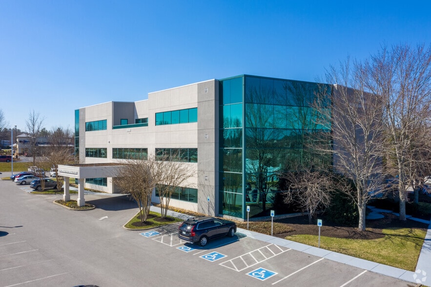 2001 Mallory Ln, Franklin, TN for lease - Building Photo - Image 2 of 6